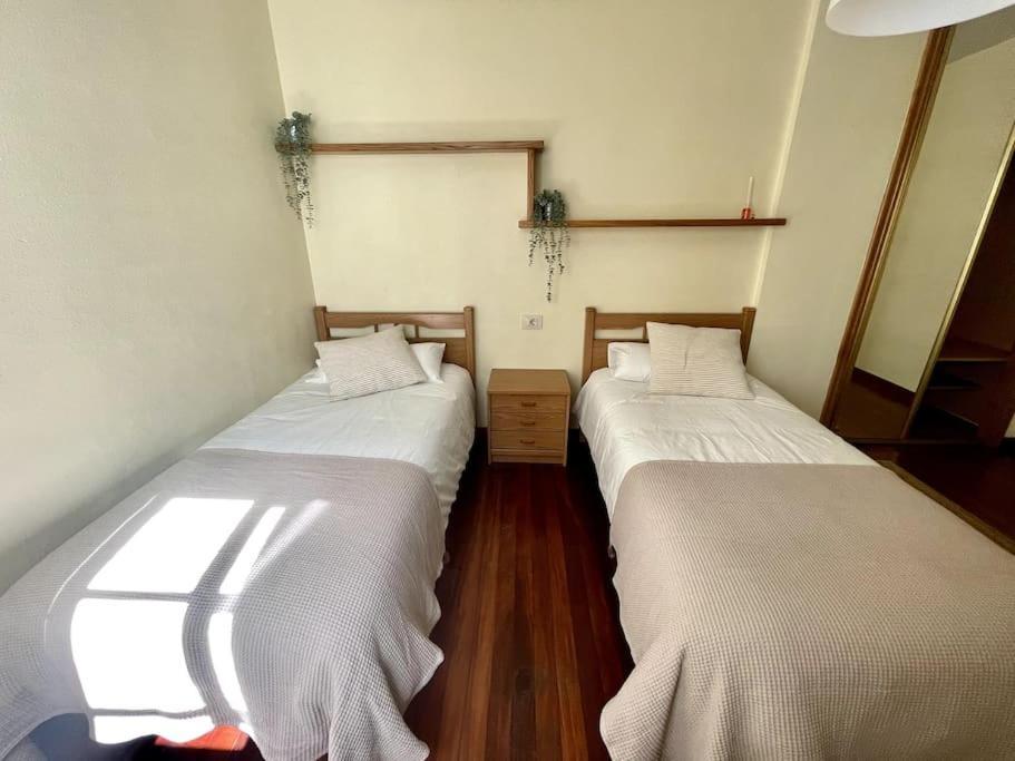 Agradable Apartamento Centrico En Cangas Buitenkant foto