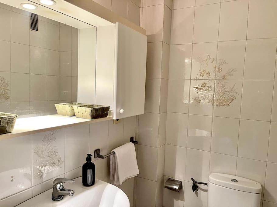 Agradable Apartamento Centrico En Cangas Buitenkant foto